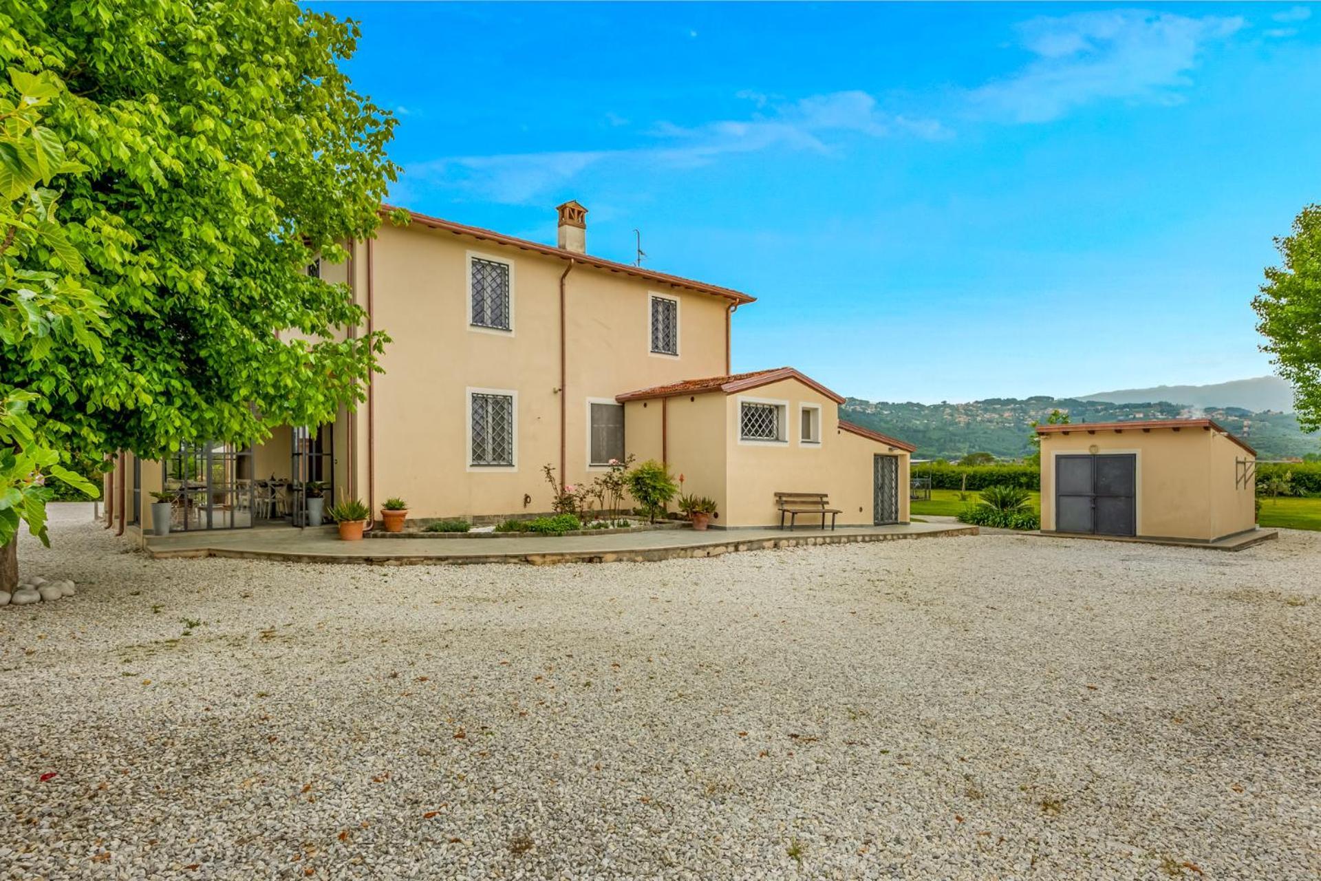 Vistalago Versilia Bed & Breakfast *